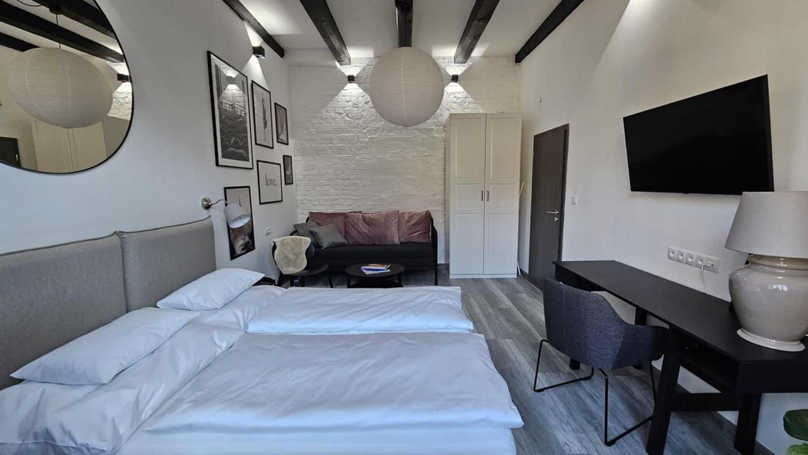 Great Living Apartments 카를로비바리 외부 사진